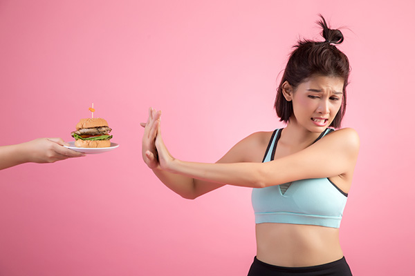 woman Over training and Under eating